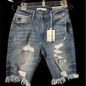NWT KanCan Women’s Sz 26  Distressed 11" Bermuda Shorts